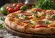 Pizza estilo Costa Rica con chorizo y quesos locales