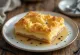 Galaktoboureko con crema de vainilla, masa filo y relleno de sémola