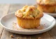 Muffins de castañas y manzana servidos