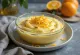Rasmalai con naranja, decorado con almendras, postre fresco y rico.